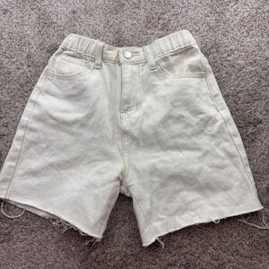 Women's Cream Shorts